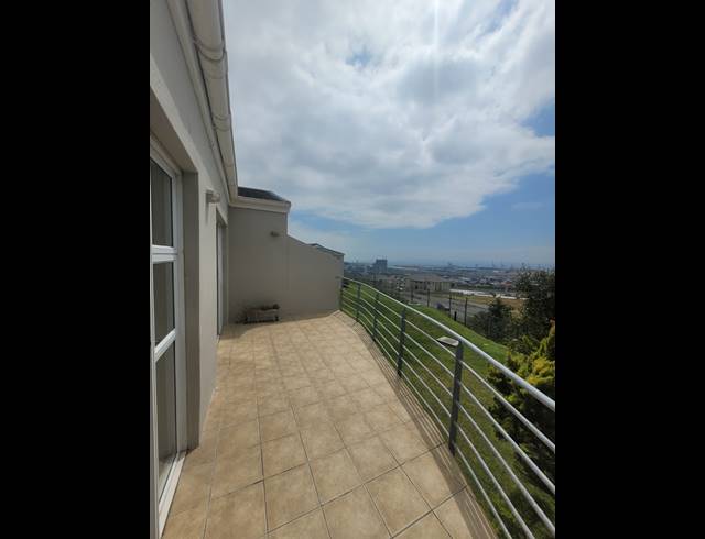 2 BEDROOM APARTMENT RENTED IN DEVILS PEAK ESTATE
